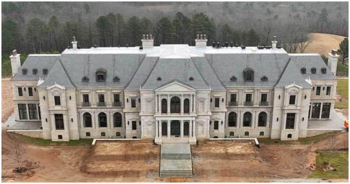 A closer view of Tyler Perry's house