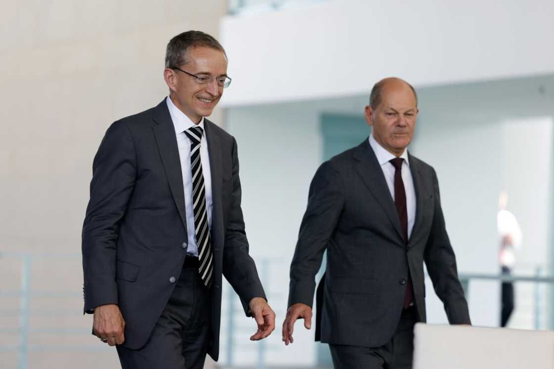 Intel CEO Pat Gelsinger and German Chancellor Olaf Scholz oversaw the signing of the deal that will see Germany finance a third of the investment into the company's chip factory Intel CEO Pat Gelsinger and German Chancellor Olaf Scholz oversaw the signing of the deal that will see Germany finance a third of the investment into the company's chip factory