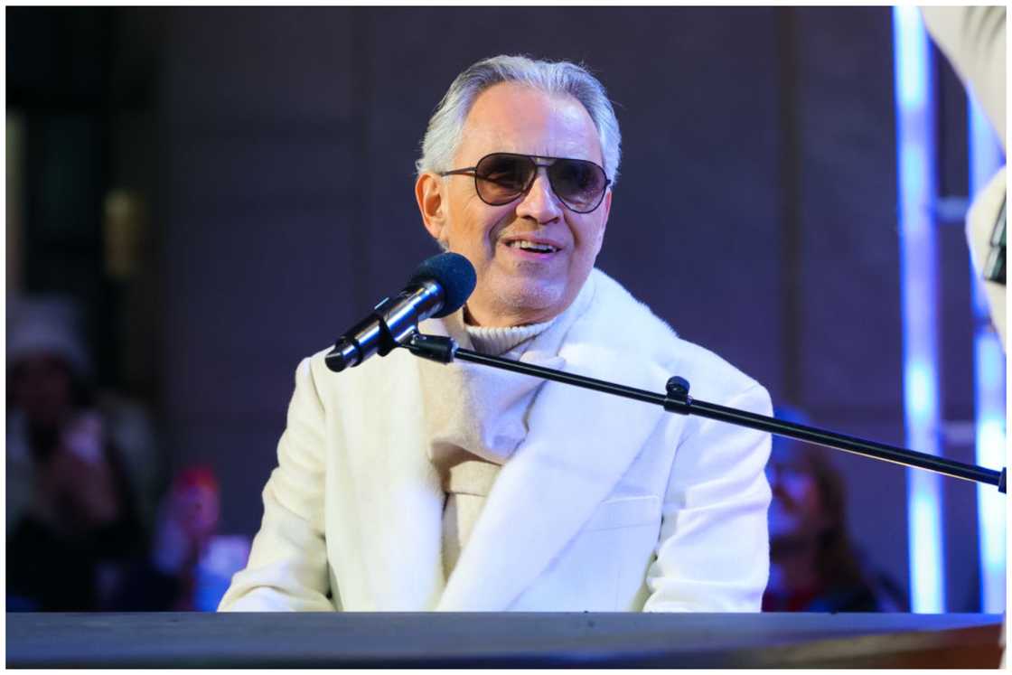 Blind piano players Blind piano players