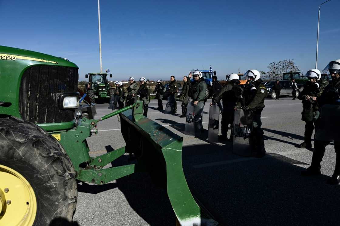 The government has attempted to keep the highways open with riot police The government has attempted to keep the highways open with riot police
