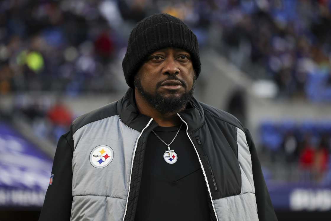 Mike Tomlin of the Pittsburgh Steelers before a game against the Baltimore Ravens