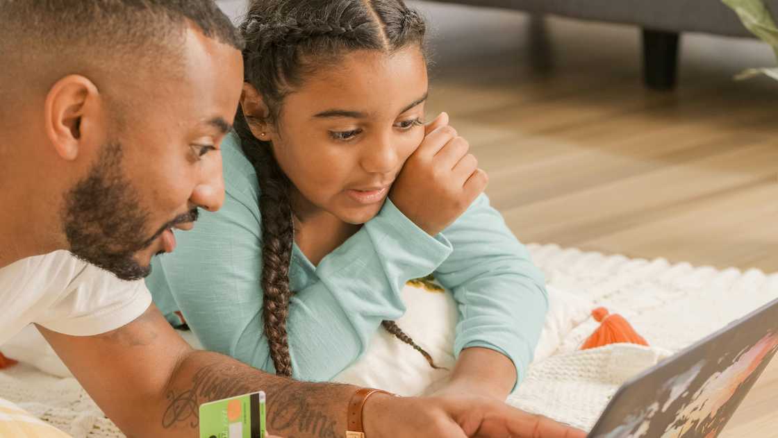 A dad and her daughter A dad and her daughter