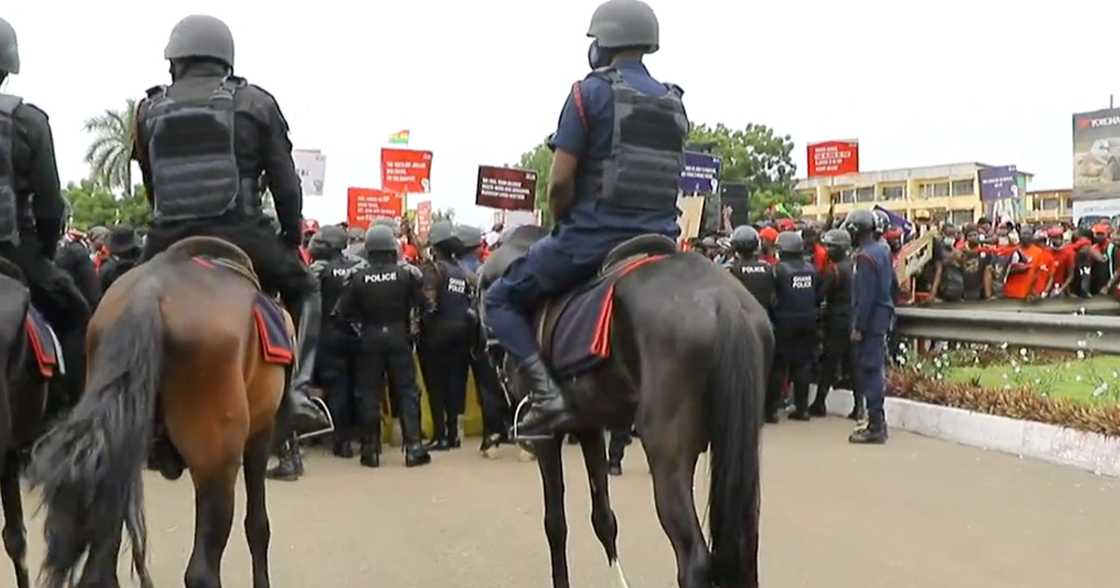 Live: Heavy police presence meets NDC protestors at the Jubilee House Live: Heavy police presence meets NDC protestors at the Jubilee House