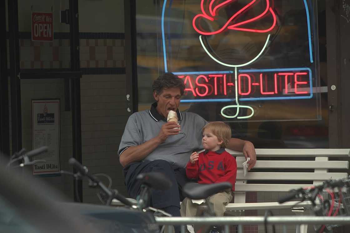 Maury Povich with his son Matthew Jay Maury Povich with his son Matthew Jay