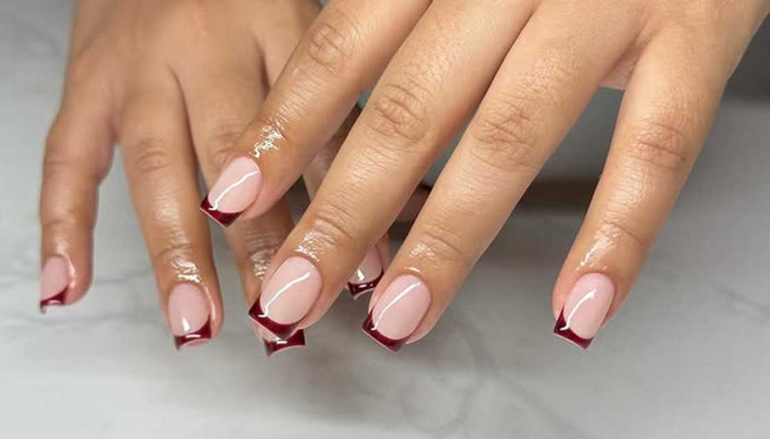 Square short nails Square short nails
