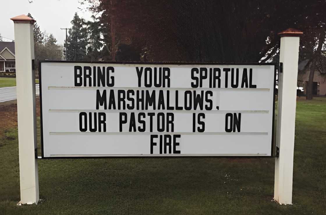 A humorous church sign on a pastor