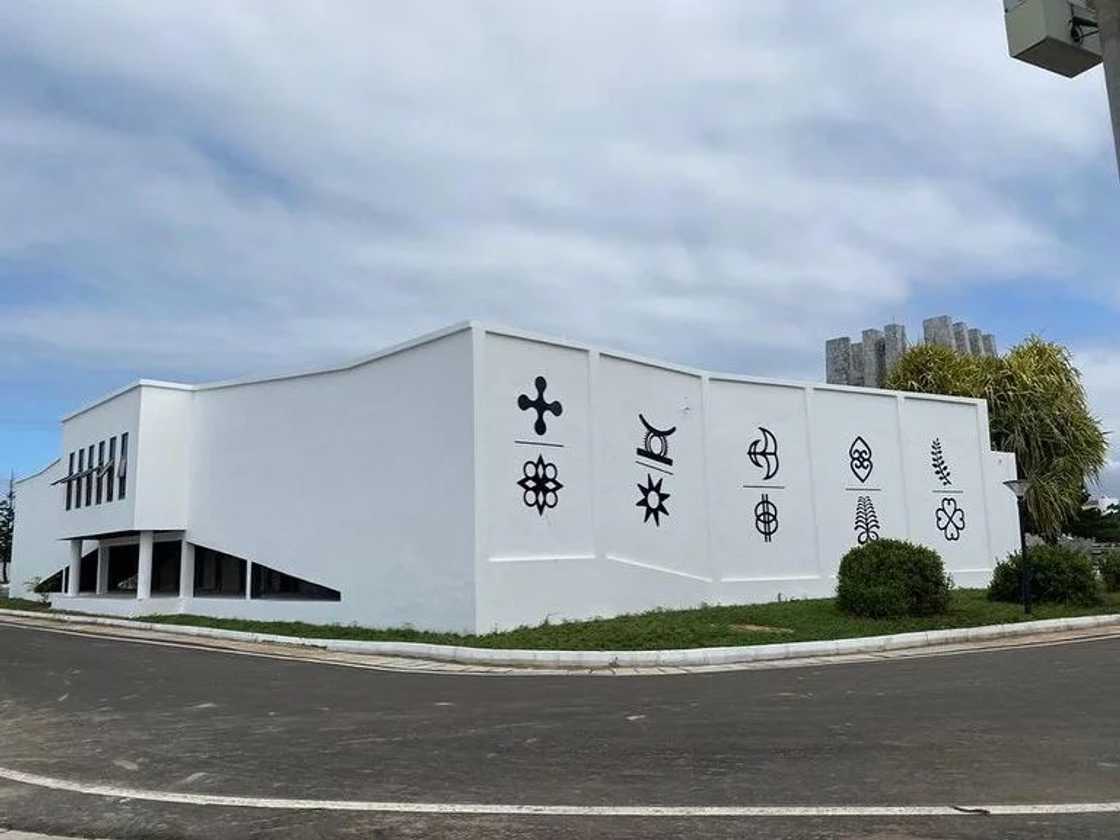 The new Kwame Nkrumah memorial park will be open till 10pm each day. The new Kwame Nkrumah memorial park will be open till 10pm each day.