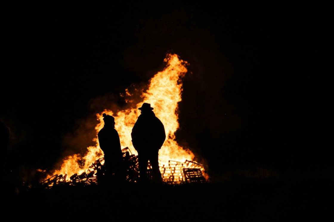 French farmers staged more than 80 separate protests on Monday French farmers staged more than 80 separate protests on Monday