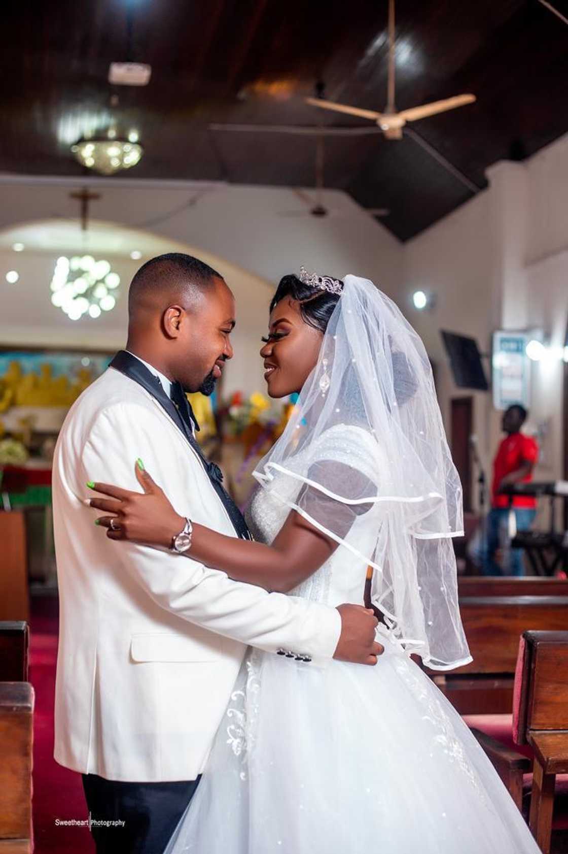 Wonder Kutor and Pamela Sarfowaa Buabeng wedded on Saturday, February 20, 2023. Wonder Kutor and Pamela Sarfowaa Buabeng wedded on Saturday, February 20, 2023.