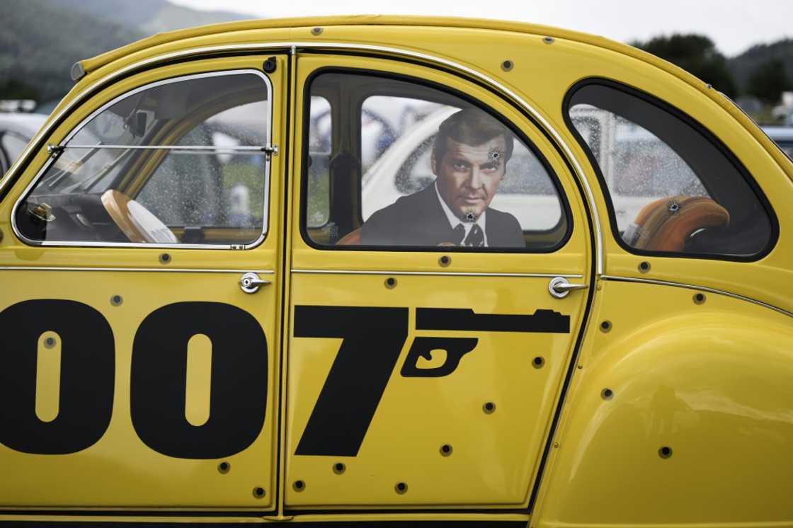 Citroen produced the 2CV between 1948 and 1990 Citroen produced the 2CV between 1948 and 1990