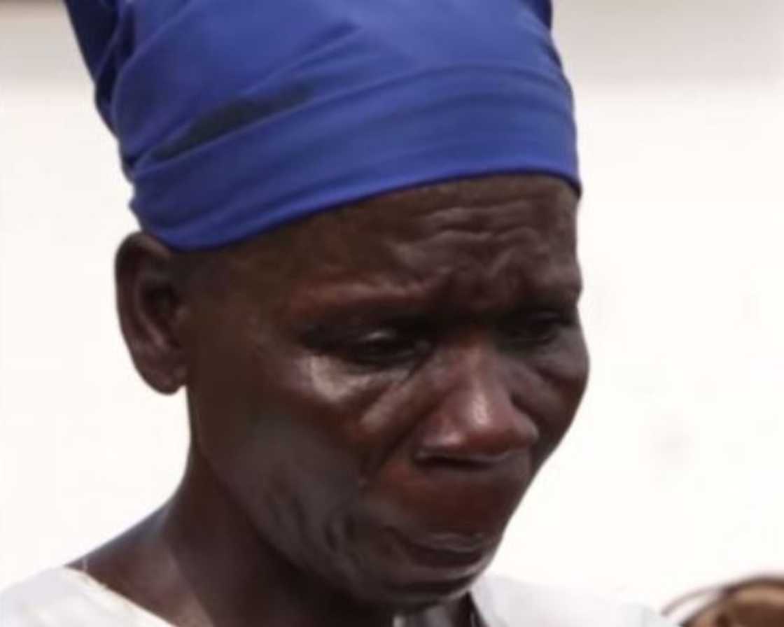 Borga defrauds women Borga defrauds women