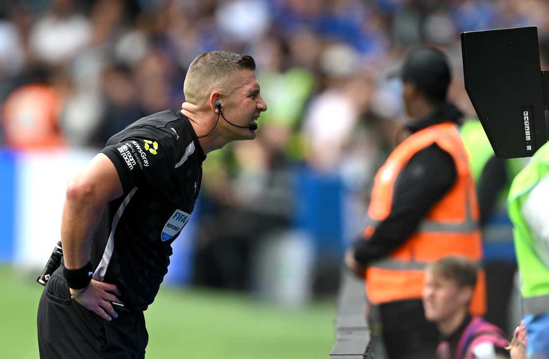 Jamie Carragher, VAR, Match referee Robert Jones, Joshua King, Chelsea, Fulham. Jamie Carragher, VAR, Match referee Robert Jones, Joshua King, Chelsea, Fulham.