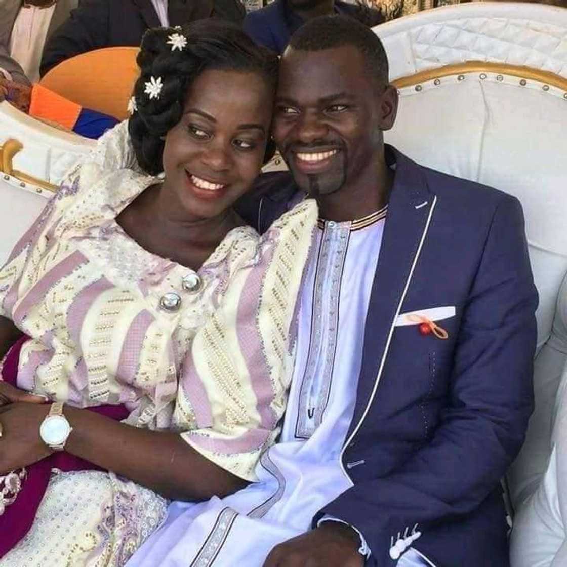 Radio presenter loses wife to cancer 2 years after their colourful wedding Radio presenter loses wife to cancer 2 years after their colourful wedding