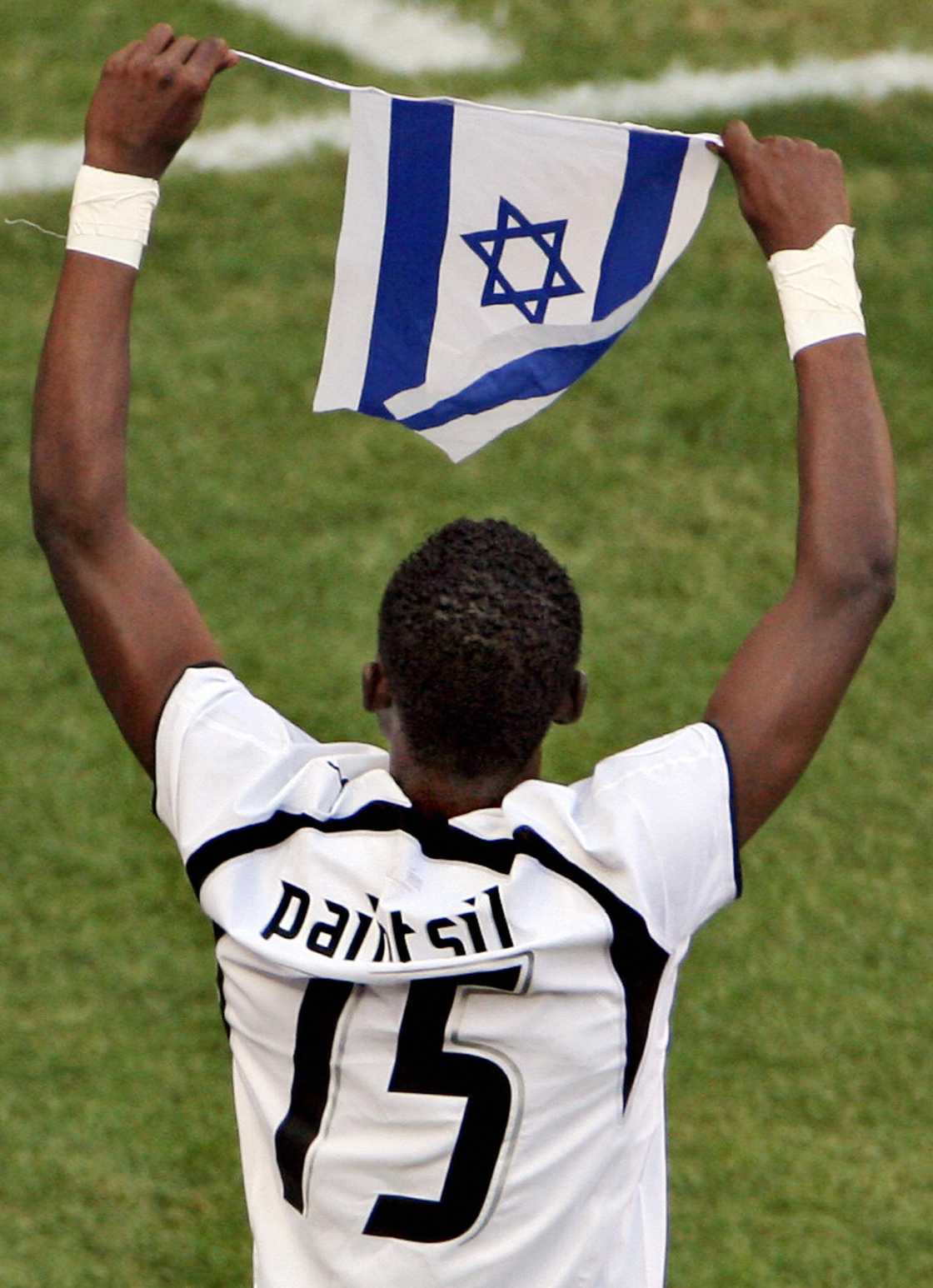 John Paintsil 2006 World Cup, Ghana World Cup moments, Ghana Black Stars history, Ghana football legends, Israeli flag incident, Ghana football players, FIFA World Cup Germany 2006