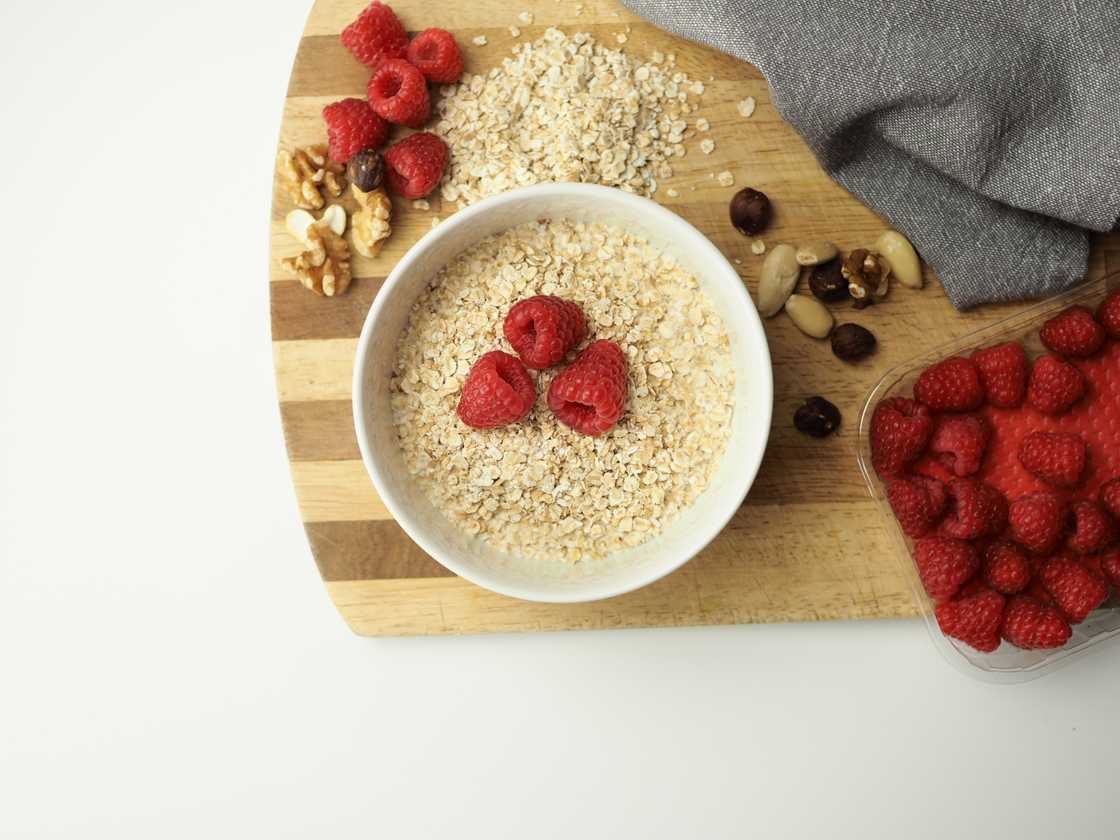 Oatmeal served with strawberries Oatmeal served with strawberries