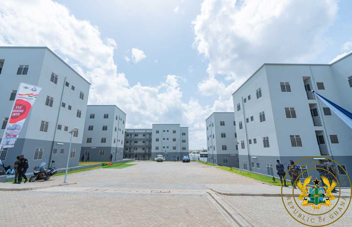 Akufo-Addo has commissioned the Kwabenya Police Barracks. Akufo-Addo has commissioned the Kwabenya Police Barracks.