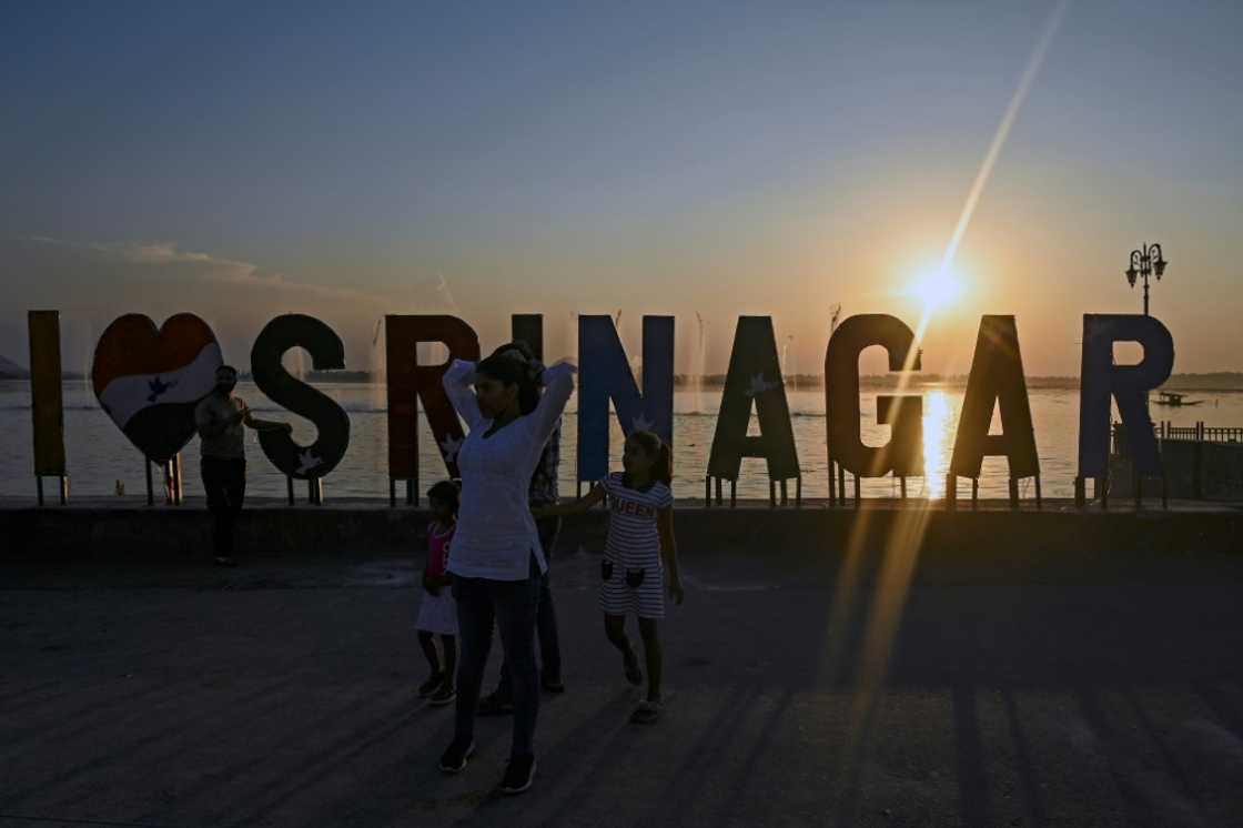 Kashmir's potential for growth as a travel destination remains hampered by its violent history and prevailing unhappiness with Indian rule Kashmir's potential for growth as a travel destination remains hampered by its violent history and prevailing unhappiness with Indian rule