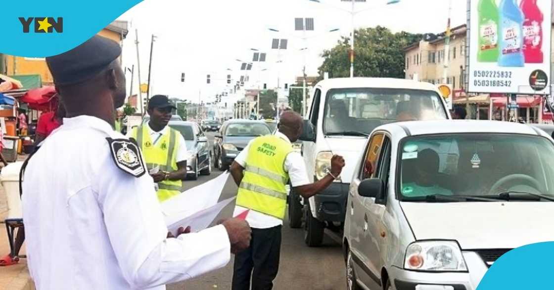 MTTD, ghana, MTTD officers, journalist, trotro, trotro driver, commercial bus