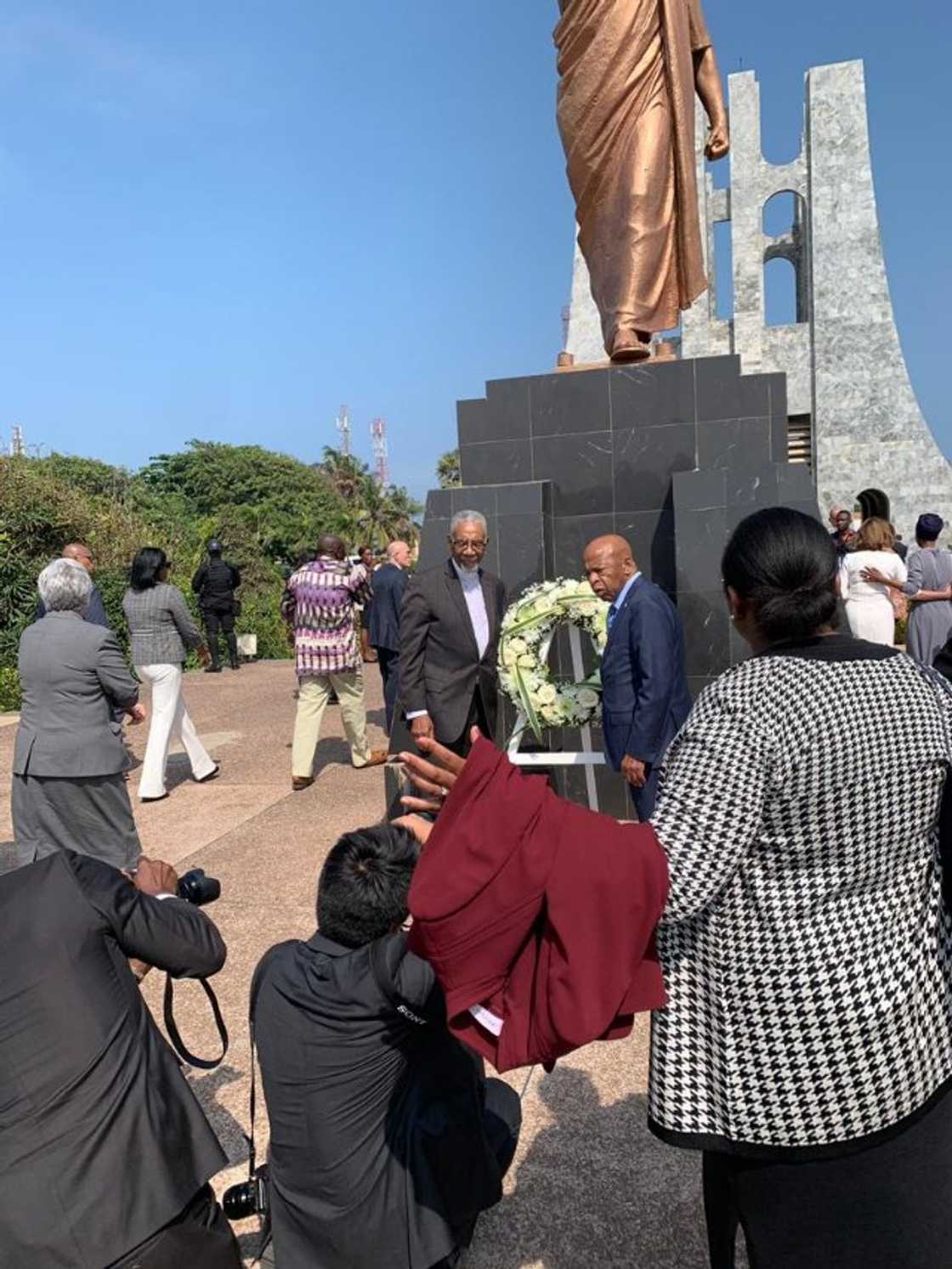 Pelosi, delegation pay homage at Kwame Nkrumah Memorial Park