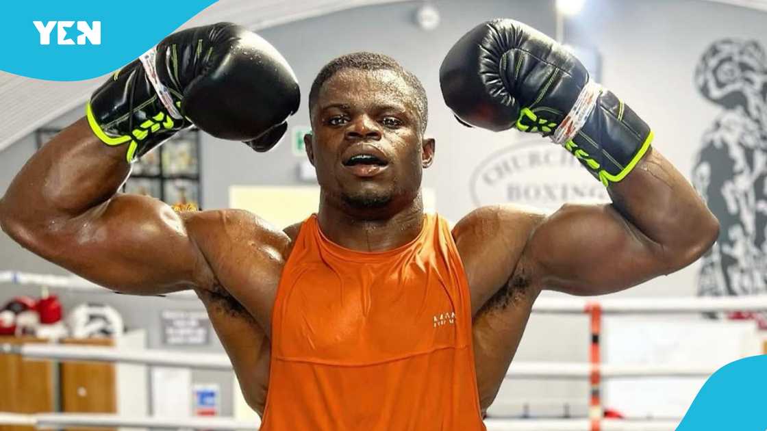 Freezy Macbones, workout session, boxing gym in Paris, France, Seth Gyimah. Freezy Macbones, workout session, boxing gym in Paris, France, Seth Gyimah.