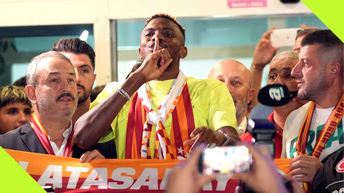 Victor Osimhen performs the triplet in Galatasaray Victor Osimhen performs the triplet in Galatasaray