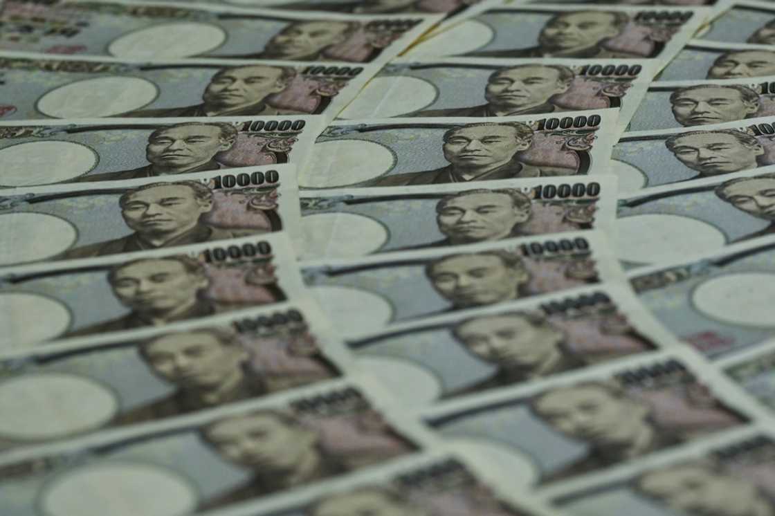 The dollar's rise back above 150 yen for the first time since November has prompted Japanese officials to warn they were keeping a close eye on movements in forex markets The dollar's rise back above 150 yen for the first time since November has prompted Japanese officials to warn they were keeping a close eye on movements in forex markets