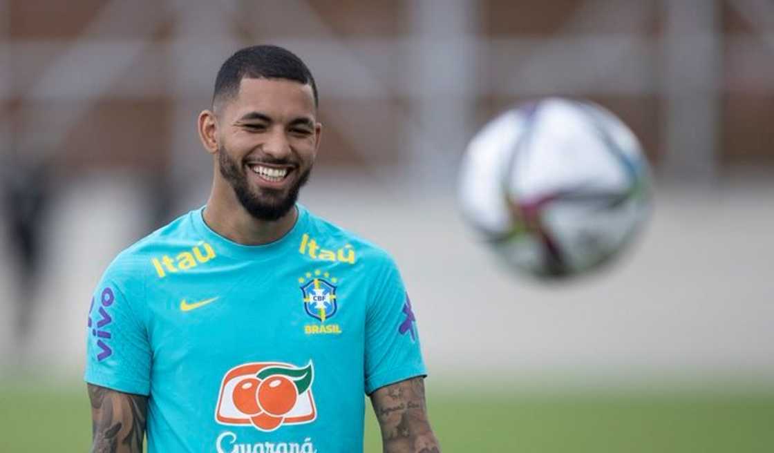 Douglas Luiz Douglas Luiz