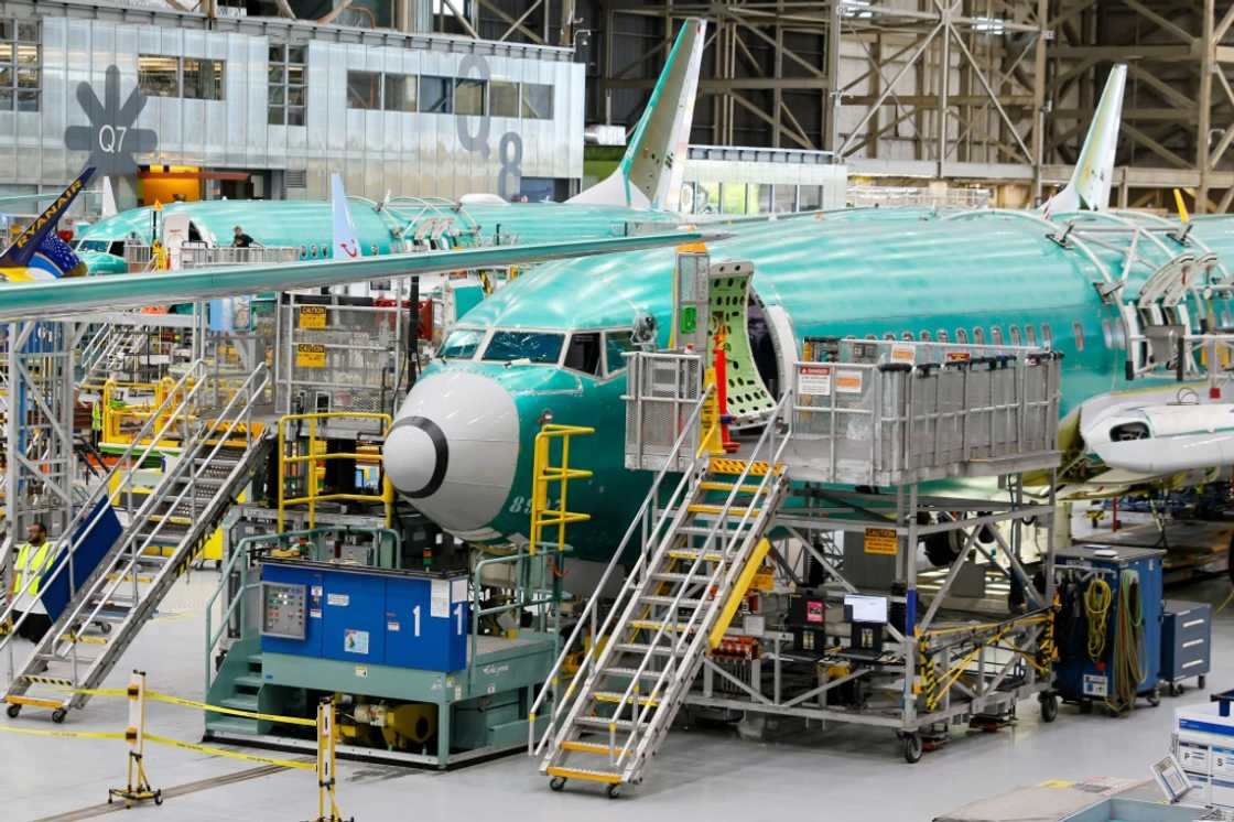 The Federal Aviation Administration is ordering  for inspections of more than 2,600 US-registered Boeing 737 planes over an oxygen mask issue