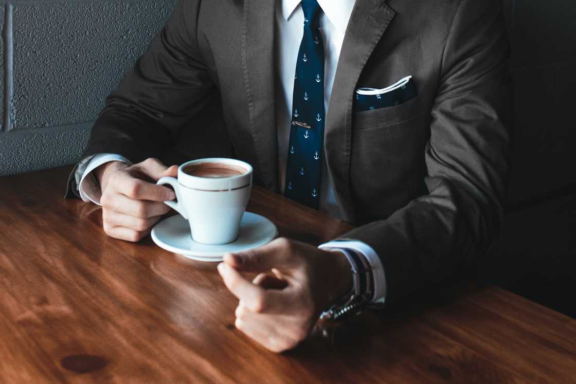 How to do a pocket square