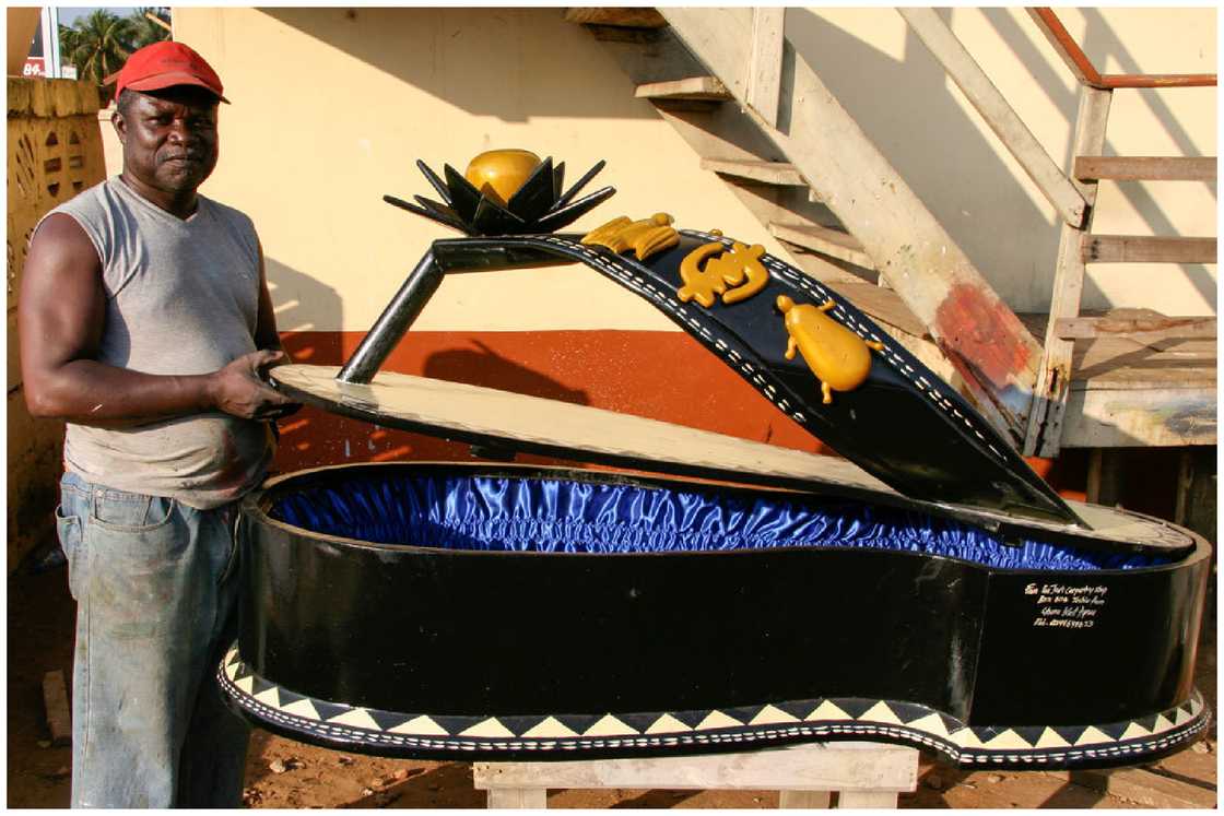 Painters in Ghana Painters in Ghana