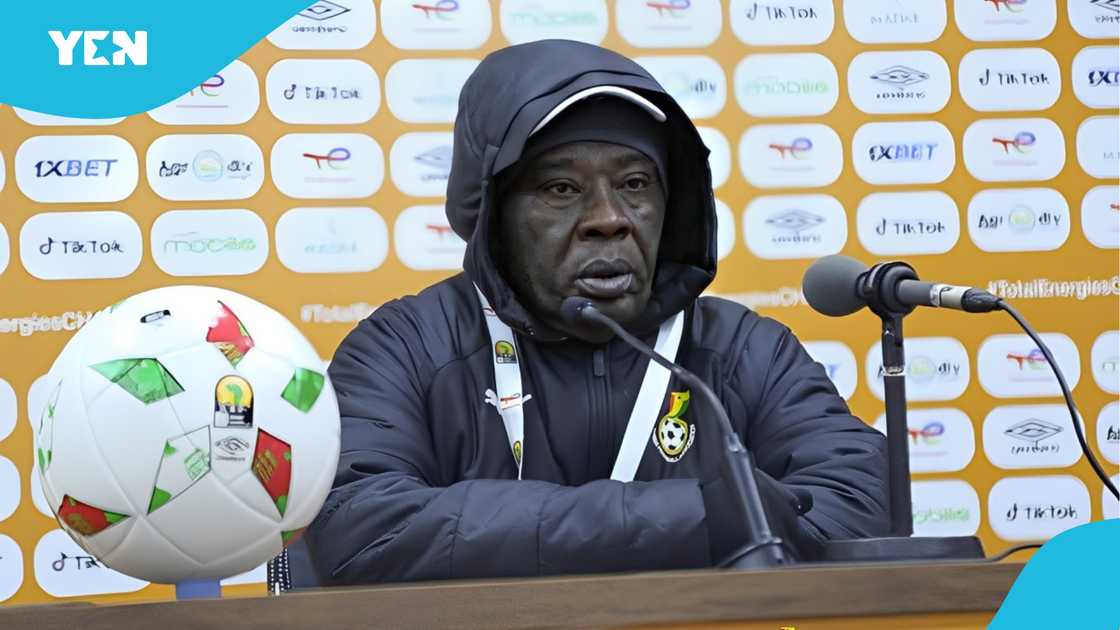 Ghana football mourns, Annor Walker dies, veteran coach dies, Annor Walker coach Olympics, Vision FC Technical Director, FC Samartex coach, Nania FC coach, MTN FA Cup winner, Asante Kotoko legend. Ghana football mourns, Annor Walker dies, veteran coach dies, Annor Walker coach Olympics, Vision FC Technical Director, FC Samartex coach, Nania FC coach, MTN FA Cup winner, Asante Kotoko legend.