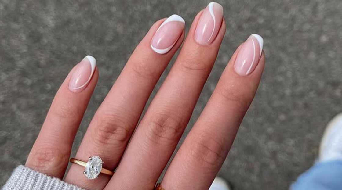 Squoval short nail design Squoval short nail design