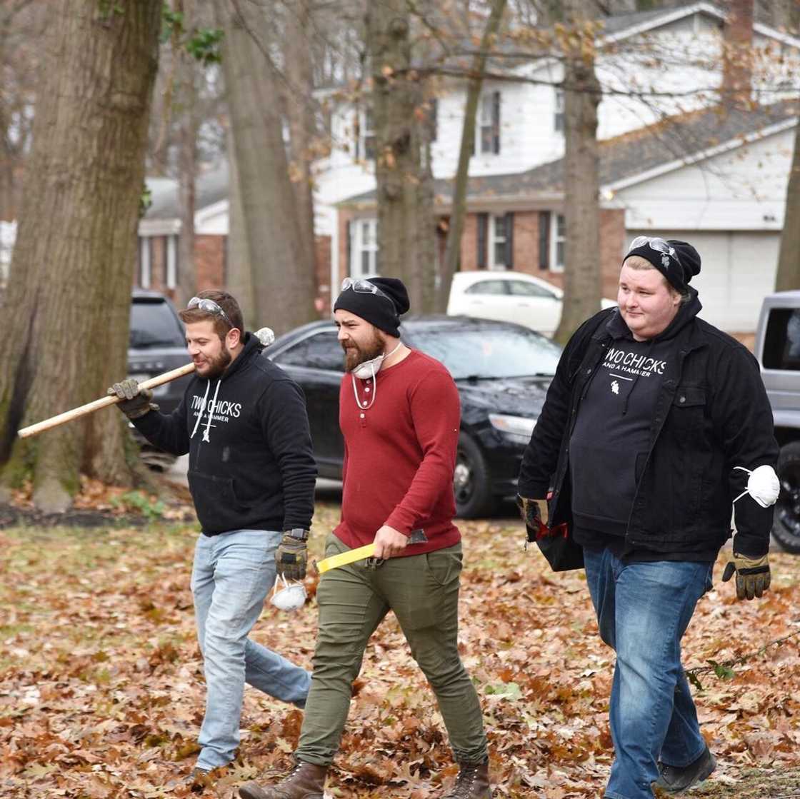 What happened to Lenny on Good Bones What happened to Lenny on Good Bones