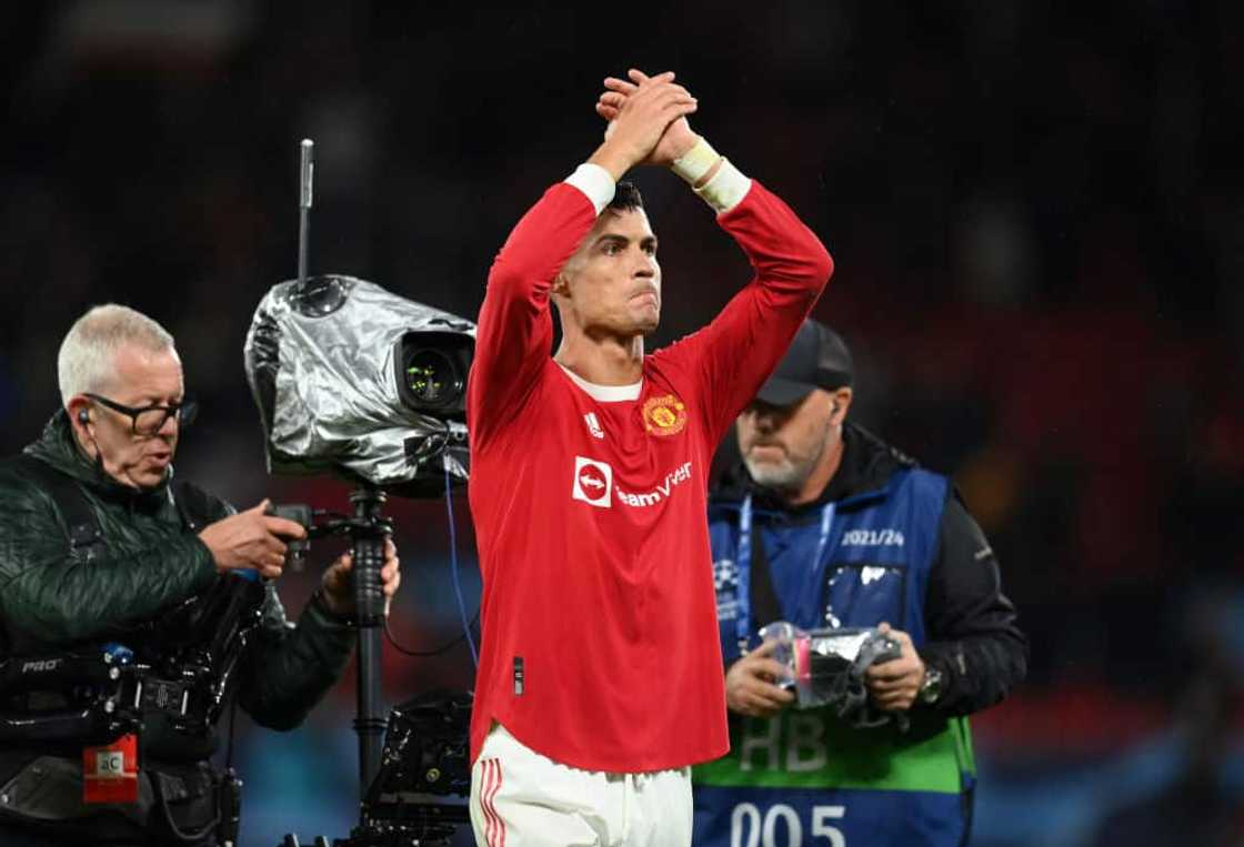 Cristiano Ronaldo wins first award at Man United in just one month at the club Cristiano Ronaldo wins first award at Man United in just one month at the club
