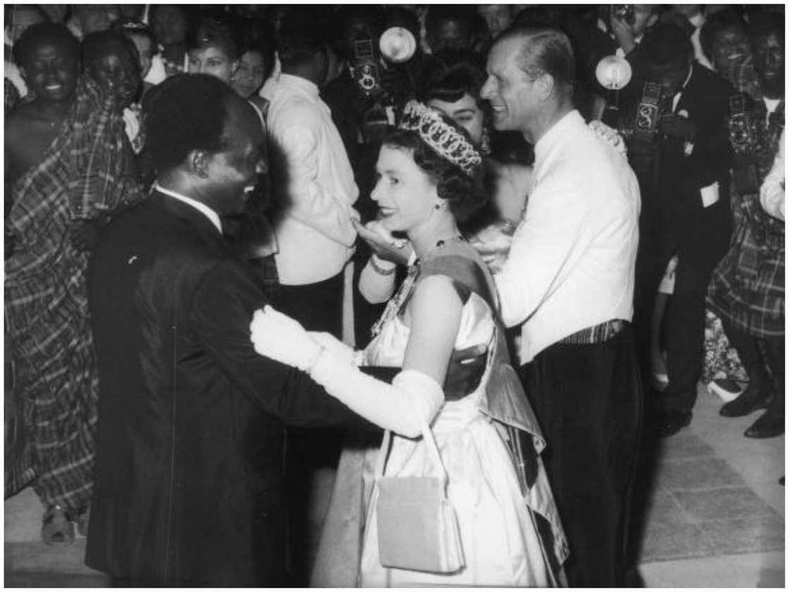 Nkrumah and Queen Elizabeth II dance Nkrumah and Queen Elizabeth II dance