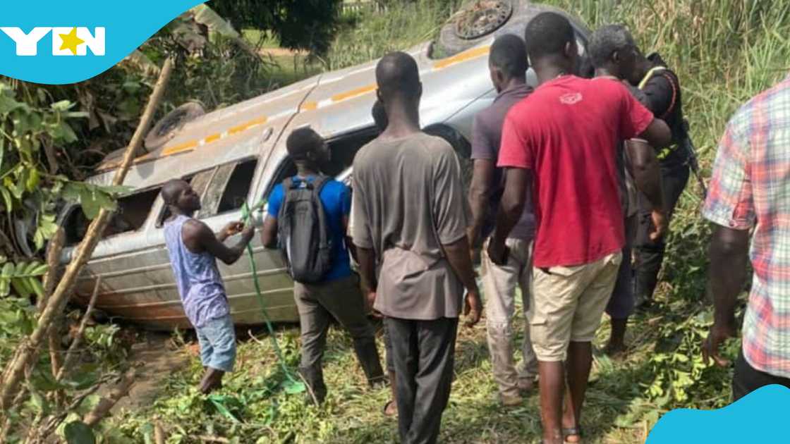 Crash On Cape Coast–Takoradi Highway Kills 5 Travellers Ahead of Christmas Week Crash On Cape Coast–Takoradi Highway Kills 5 Travellers Ahead of Christmas Week