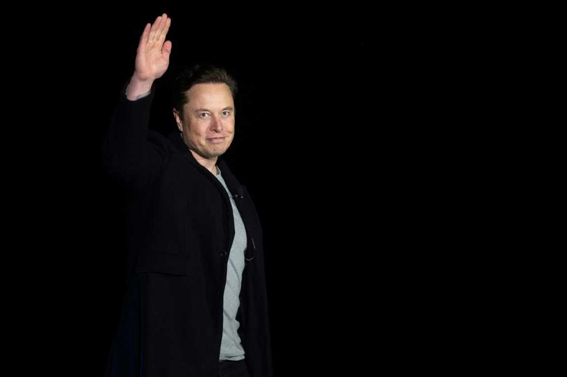 Elon Musk, seen here in Texas in April 2022, looks to be in the weaker position from a legal standpoint as he tries to pull out of buying Twitter -- but can still wreak havoc on the social network as he goes Elon Musk, seen here in Texas in April 2022, looks to be in the weaker position from a legal standpoint as he tries to pull out of buying Twitter -- but can still wreak havoc on the social network as he goes