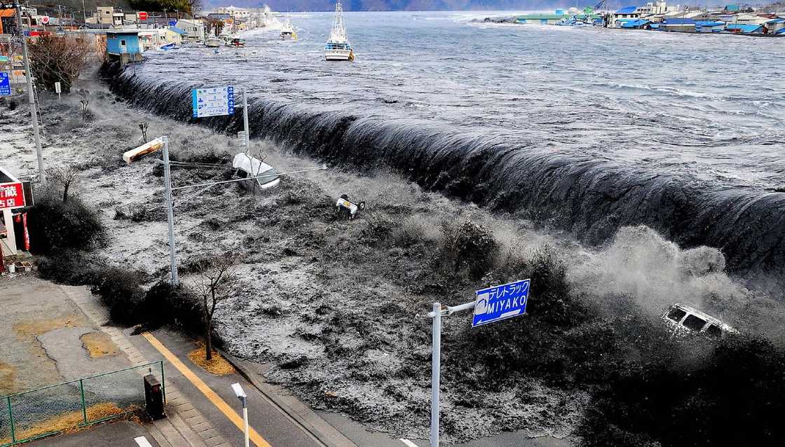 worst tsunami ever worst tsunami ever