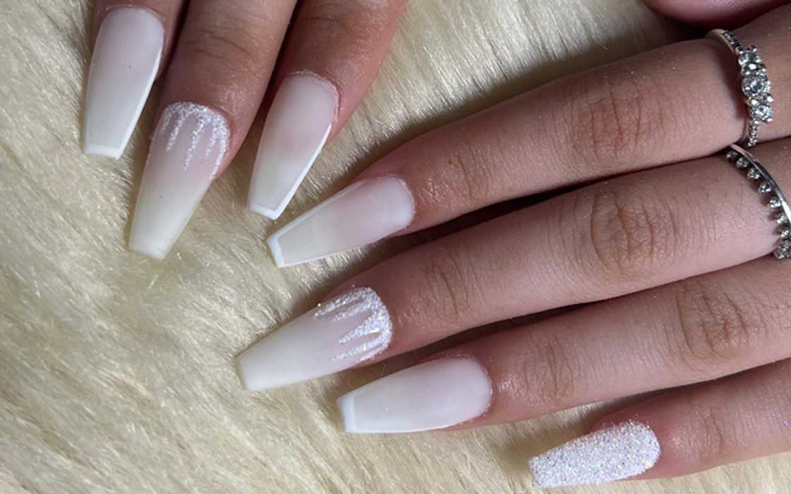 Winter milky nails