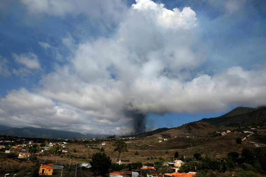 Toxic gases from the volcano mean many people still cannot return to their homes Toxic gases from the volcano mean many people still cannot return to their homes