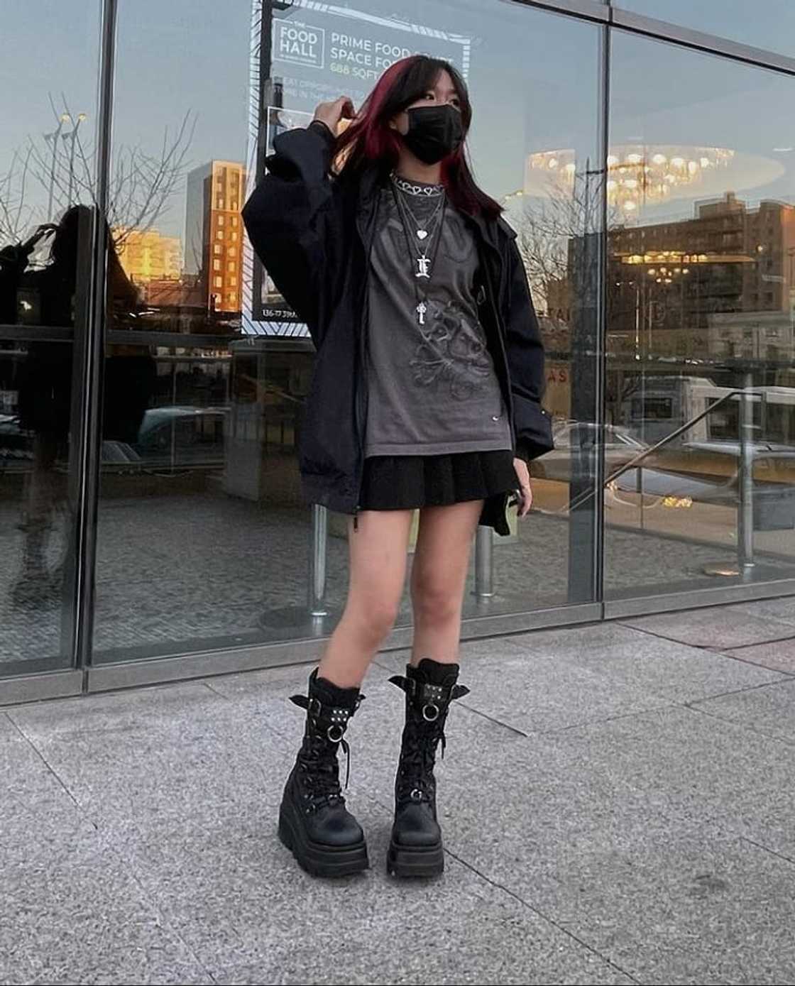 grunge aesthetic