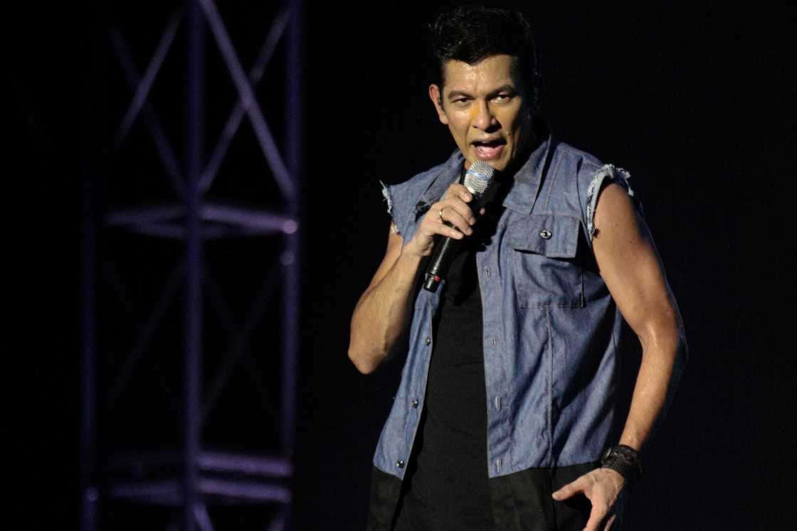 Gary Valenciano performs on stage at the 2nd edition of MTV Music Evolution Manila 2016 Gary Valenciano performs on stage at the 2nd edition of MTV Music Evolution Manila 2016