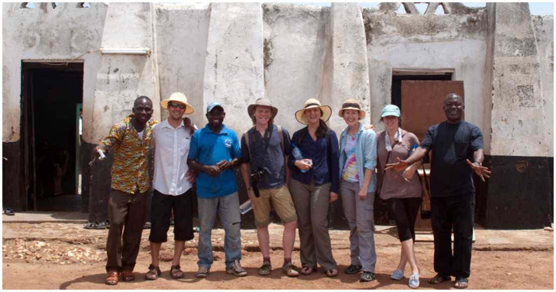 Tourists visit some historical places in Ghana. Photo credit: The Synergy Cenre. Source: UGC