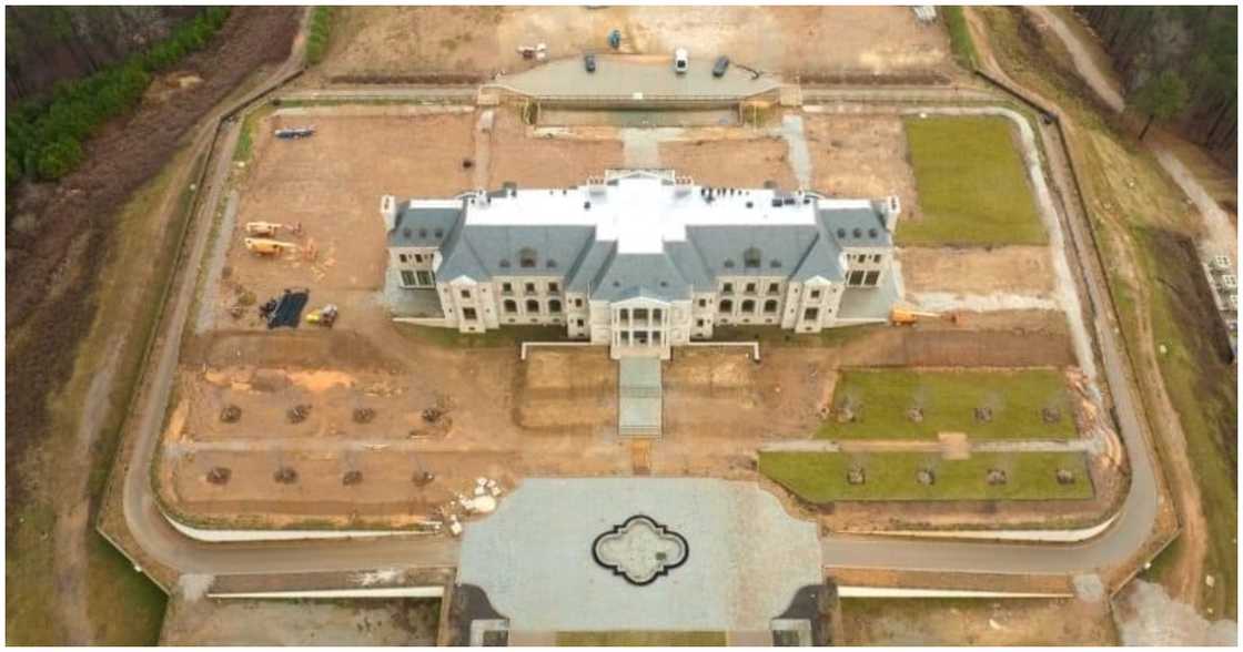 Tyler Perry's $100 million mansion Tyler Perry's $100 million mansion