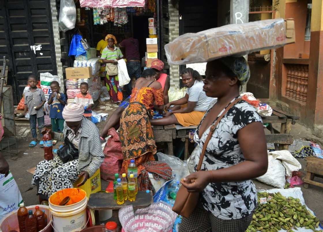 Street food: A market in Freetown Street food: A market in Freetown