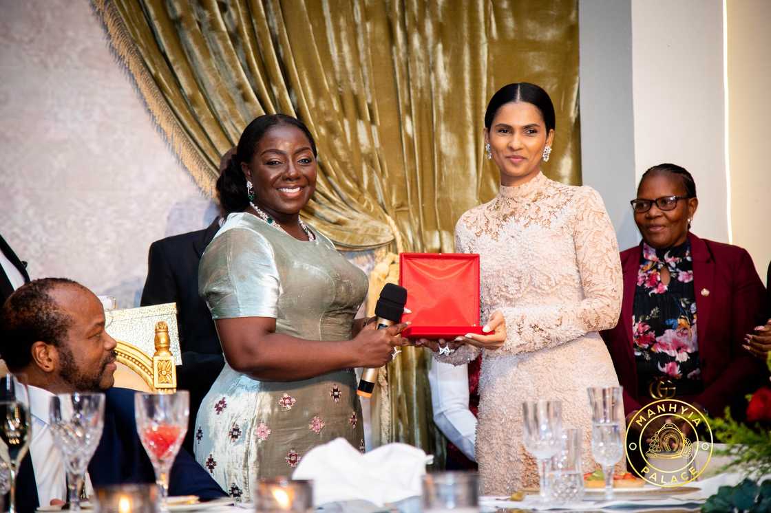 Otumfuo Osei Tutu II, Asantehene, 22-karat gold chain, King Mswati III of Eswatini, Royal visit Otumfuo Osei Tutu II, Asantehene, 22-karat gold chain, King Mswati III of Eswatini, Royal visit