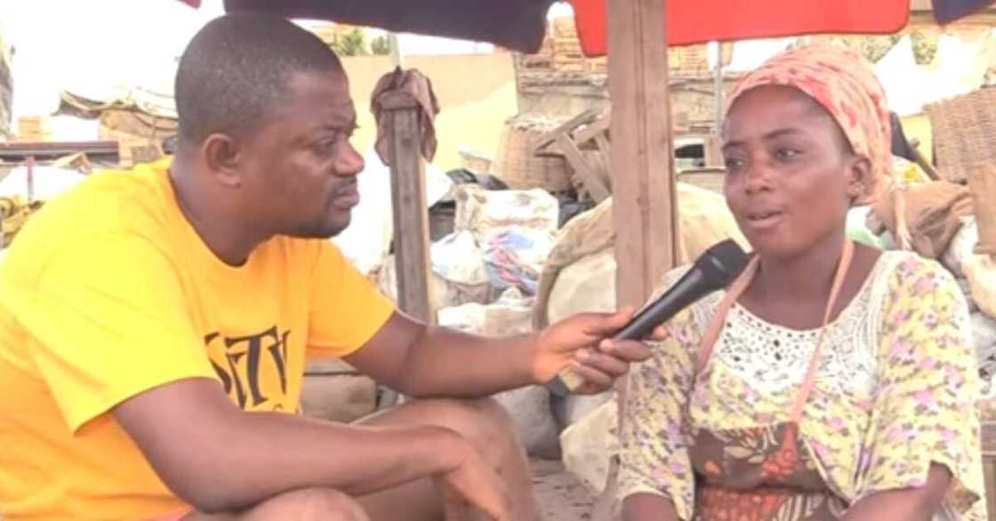 Educated lady who has worked in 4 companies Educated lady who has worked in 4 companies