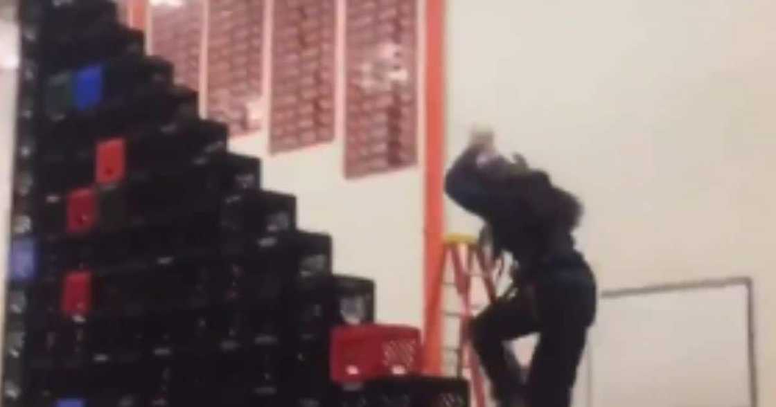 Tiktok, Bans, Milk Crate, Challenge, Platform Tiktok, Bans, Milk Crate, Challenge, Platform