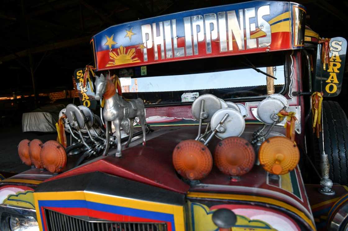 Sarao Motors was one of the first companies to produce jeepneys after founder Leonardo Sarao Sr gave up driving horse-drawn buggies to make motorised public transport in the early 1950s Sarao Motors was one of the first companies to produce jeepneys after founder Leonardo Sarao Sr gave up driving horse-drawn buggies to make motorised public transport in the early 1950s