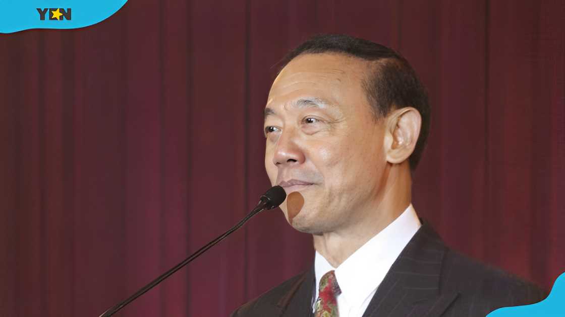 Jose Mari Chan is receiving an award Jose Mari Chan is receiving an award